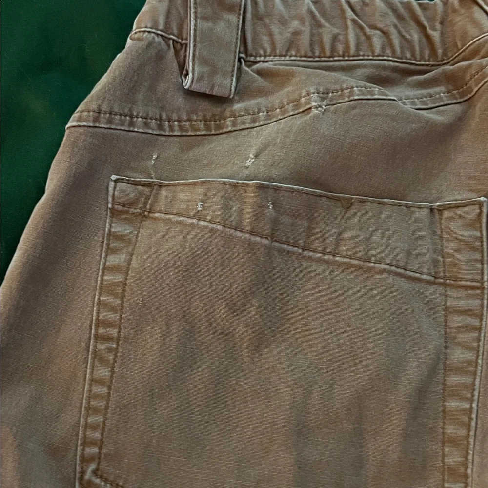 Women's Duluth trading rootstock gardening pants. - Picture 3 of 4